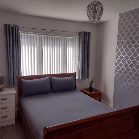 הוילה ניוקאסל 33 Valentia Place מראה חיצוני תמונה