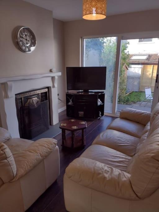 הוילה ניוקאסל 33 Valentia Place מראה חיצוני תמונה