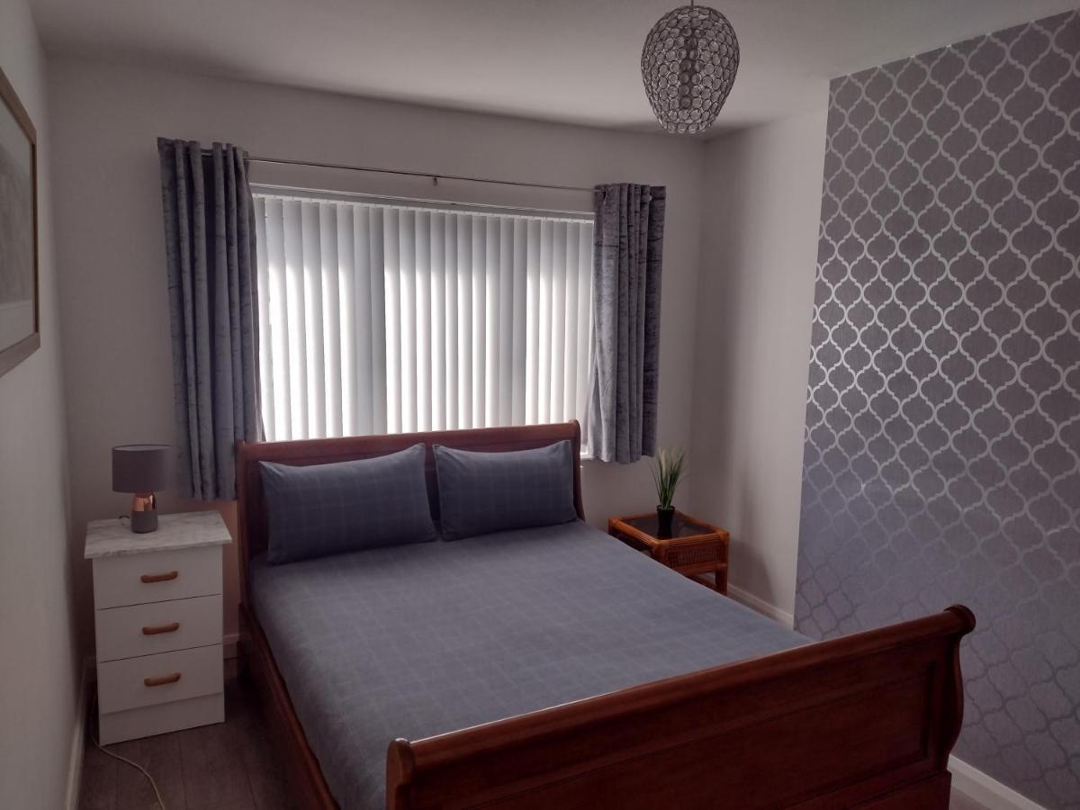 הוילה ניוקאסל 33 Valentia Place מראה חיצוני תמונה